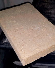 Lime, woodchip and aggregate insulation panel