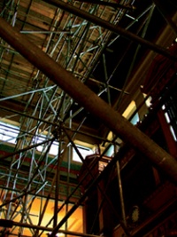 Towering scaffolding array