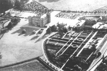 B/w aerial photograph of Ruperra Castle and environs in the 1930s