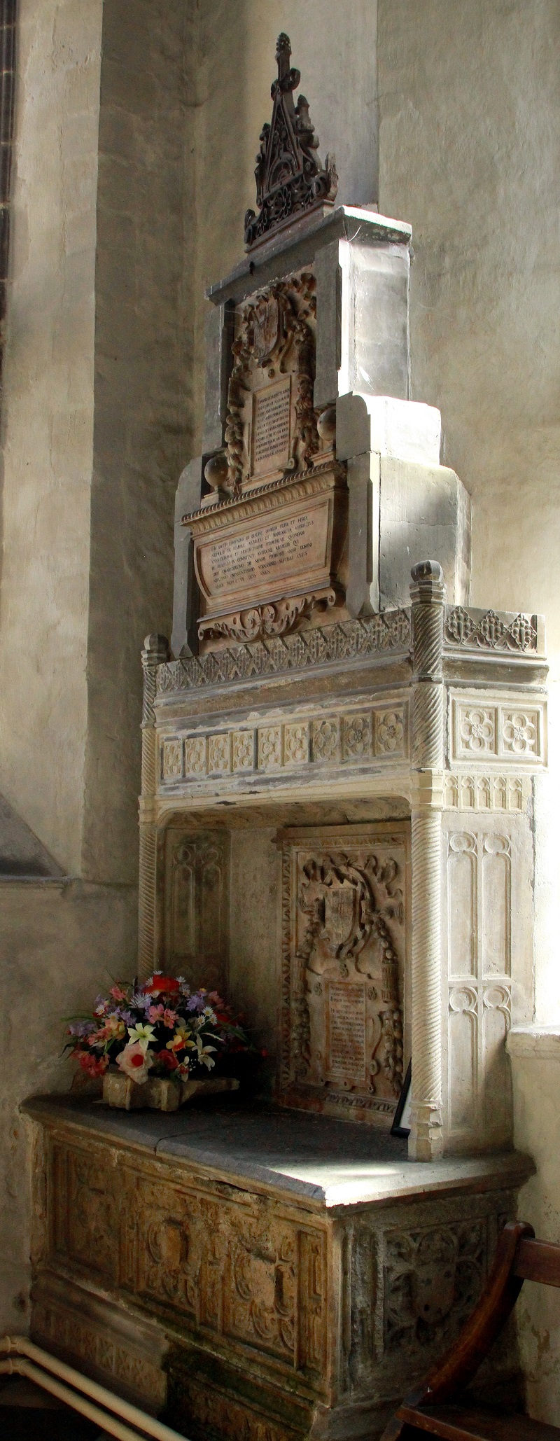 The tomb of Sir Nicholas Beaupre, his wife Margaret and their heirs 