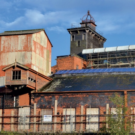 Shrewsbury Flaxmill Malting: exterior before refurbishment